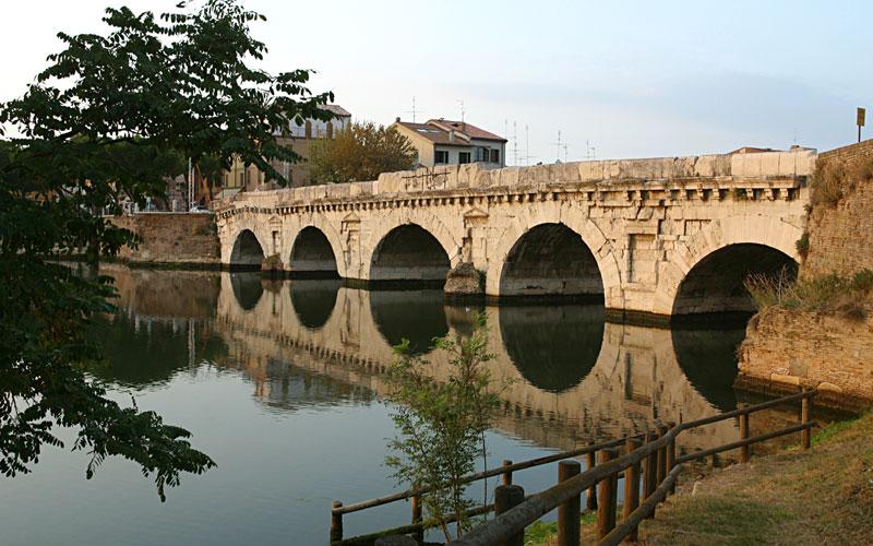 ponte_tiberio_1_800x600.1133440732