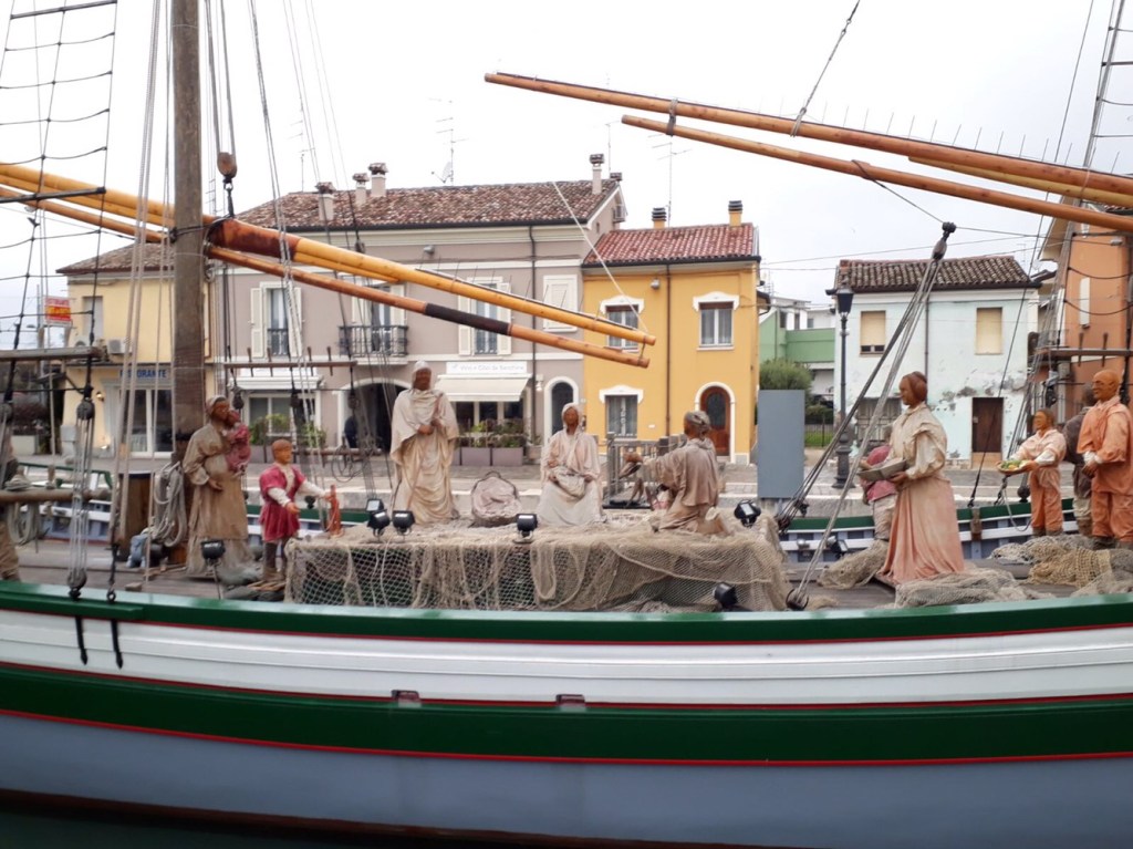 Cesenatico …. che sorpresa un presepe in&nbsp;barca….