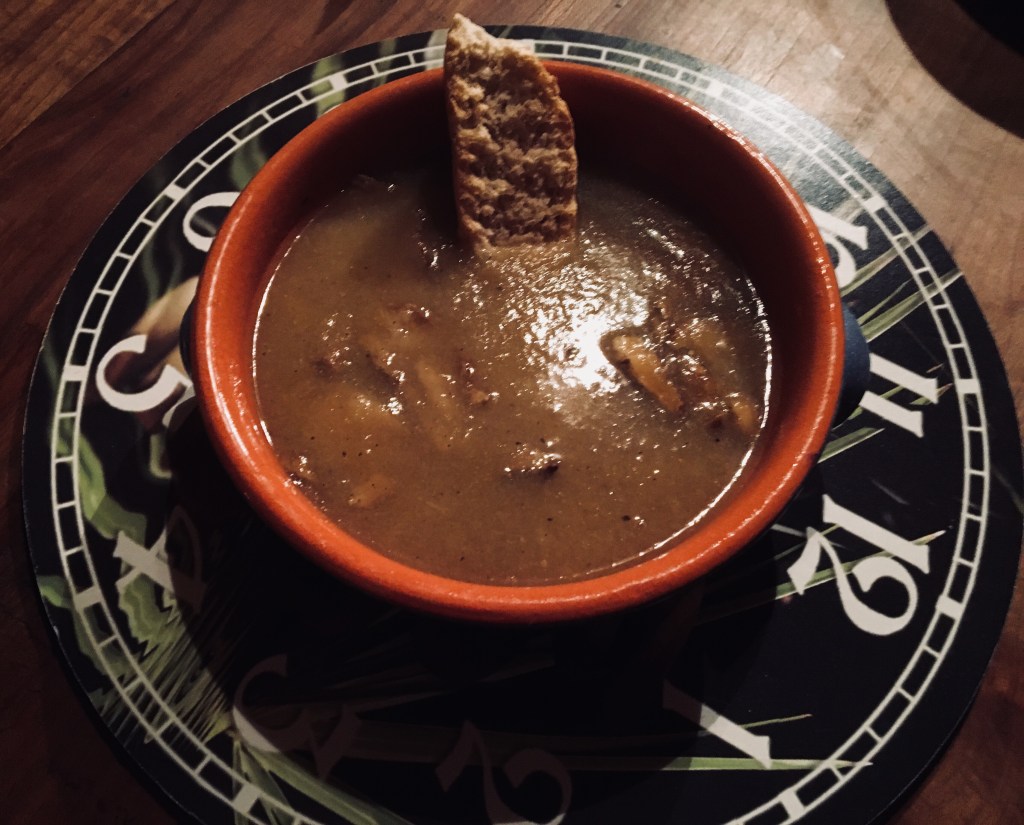 Il Pikaciccio a dieta…. si piange e si ride con la zuppa di cipolle