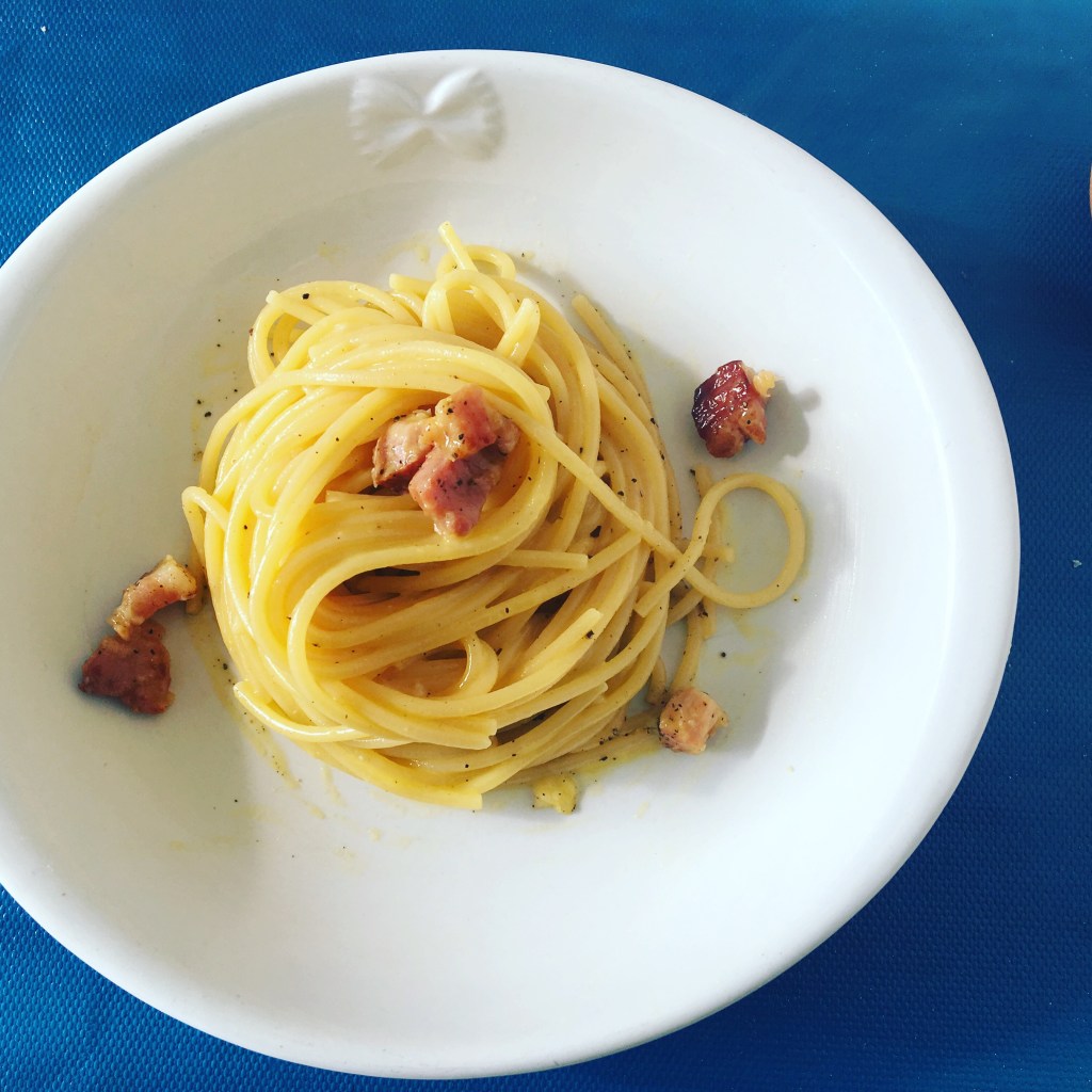 Sua maestà la carbonara … ricetta in italiano tedesco e&nbsp;inglese