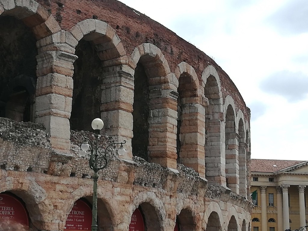 Una Verona da scoprire e fotografare insieme alla seconda D ( parte&nbsp;seconda)