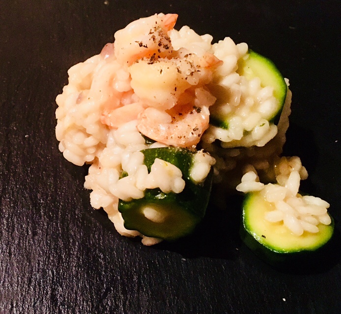 Risotto zucchine e mazzancolle….. ricetta per una cenetta chic