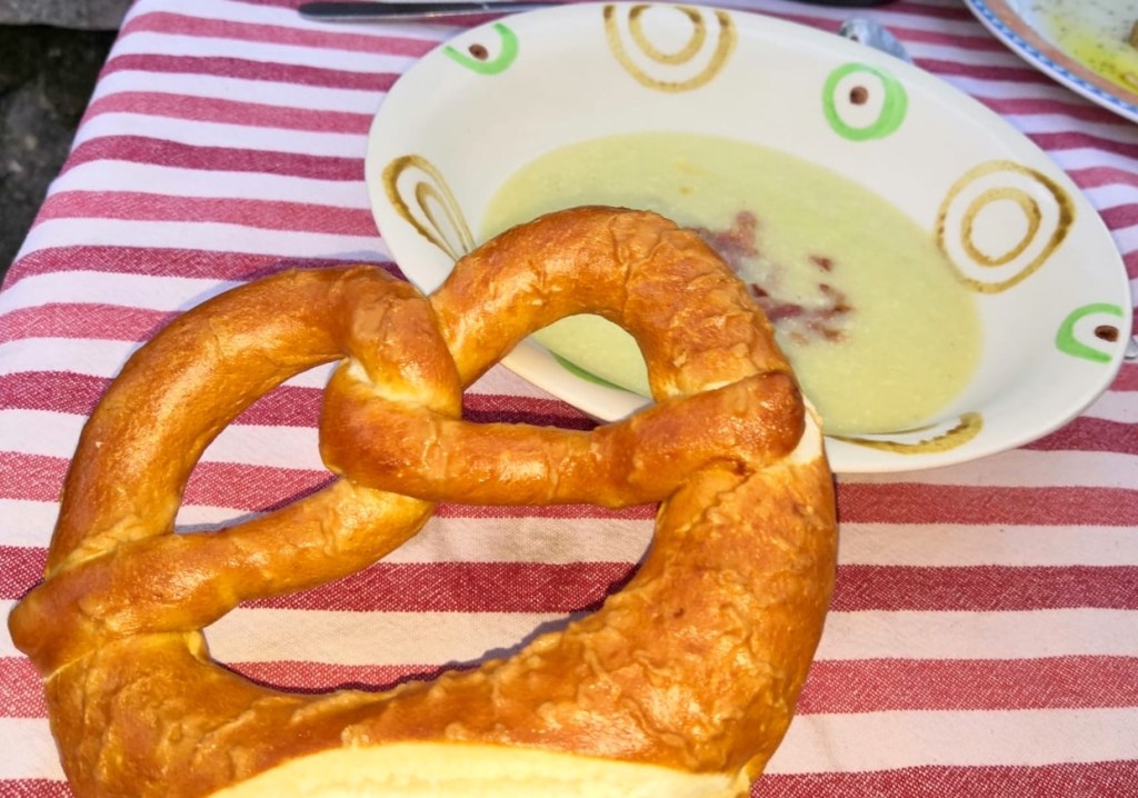 Crema di porri e patate con speck&nbsp;croccante